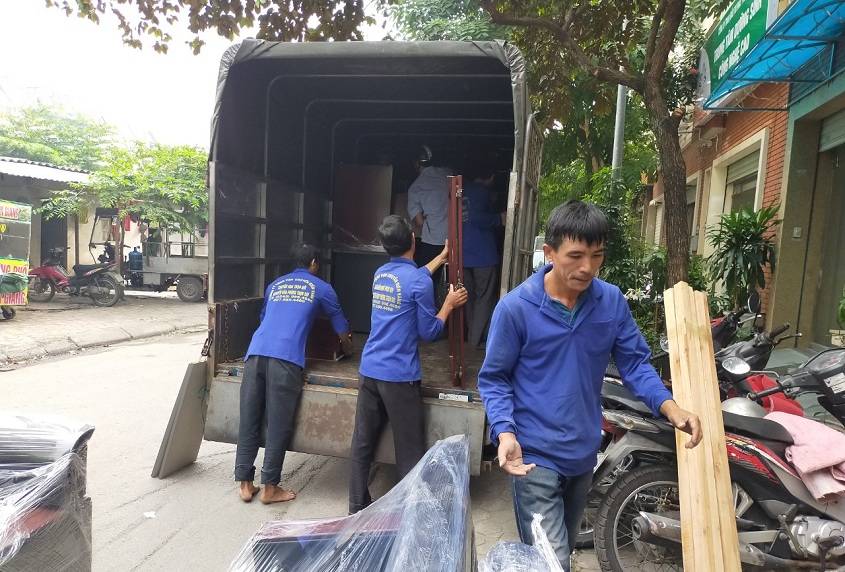 Dịch vụ tháo lắp vận chuyển bàn ghế cho văn phòng uy tín