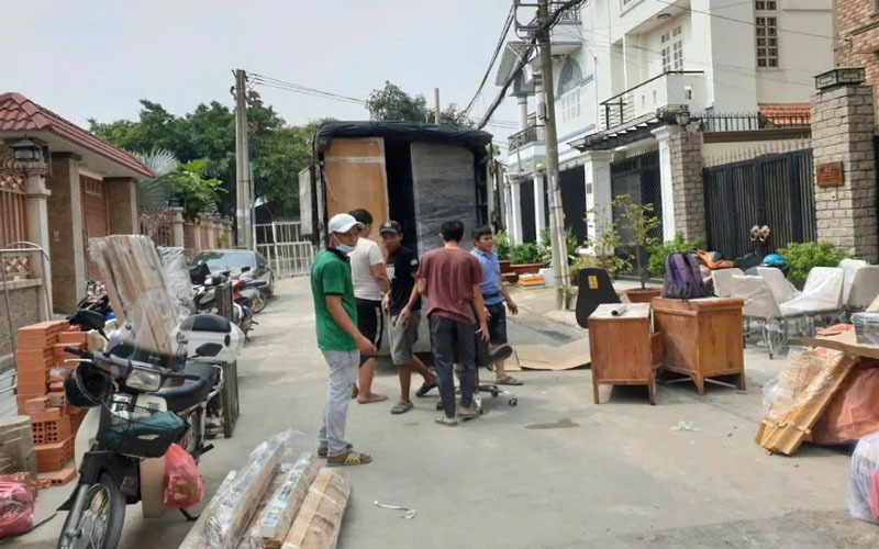 Nhân công bốc xếp chuyên nghiệp giúp đảm bảo an toàn cho tài sản khi dọn nhà