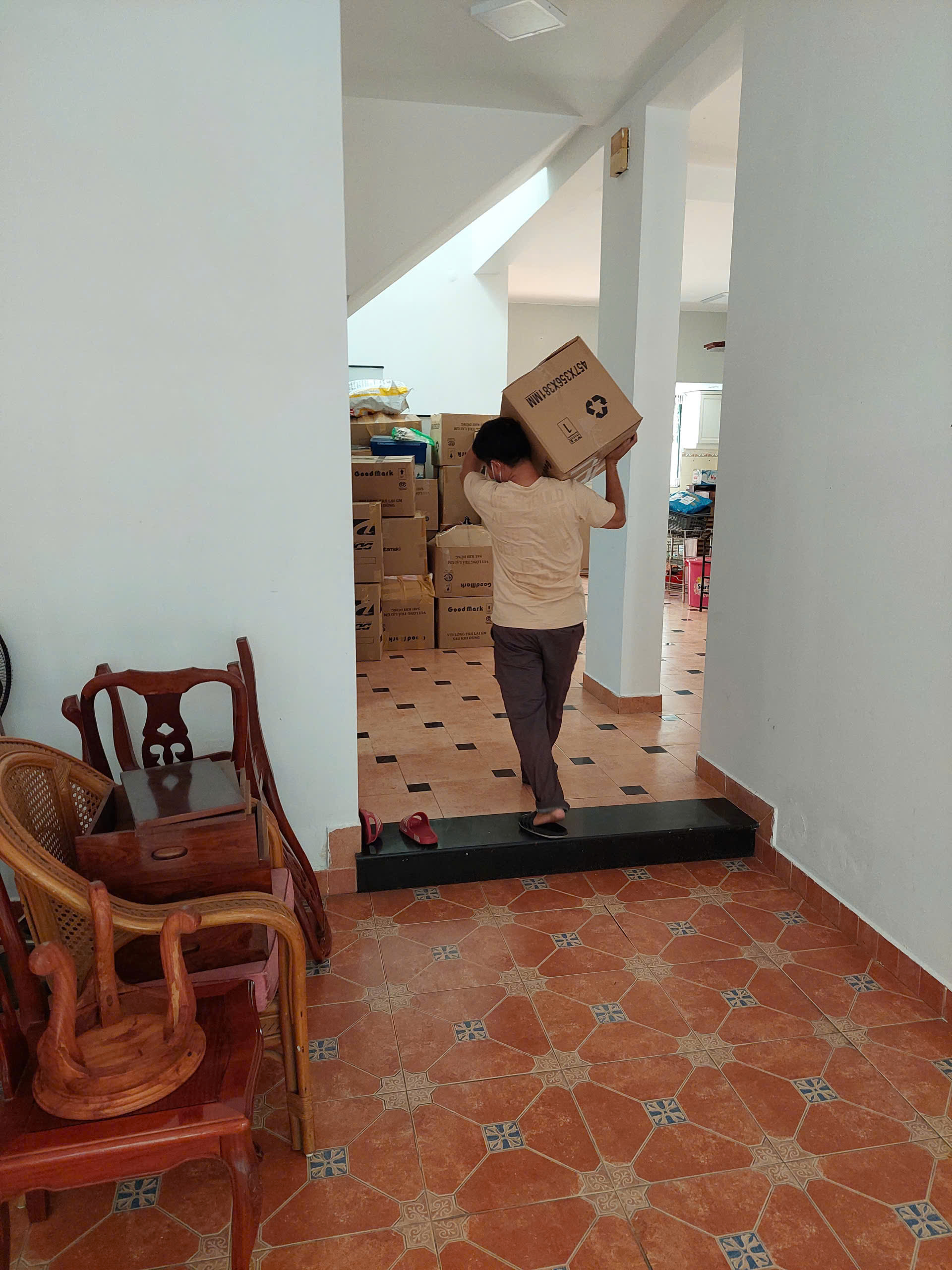Dịch vụ chuyển nhà tại Vĩnh Long